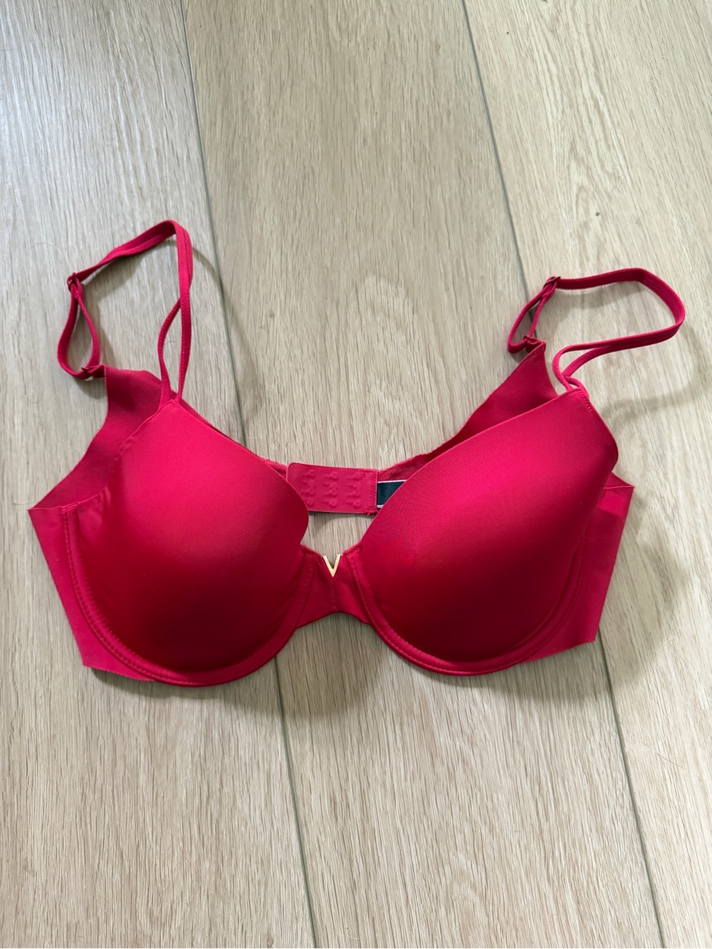 Victoria's Secret Lined Perfect Coverage Bra